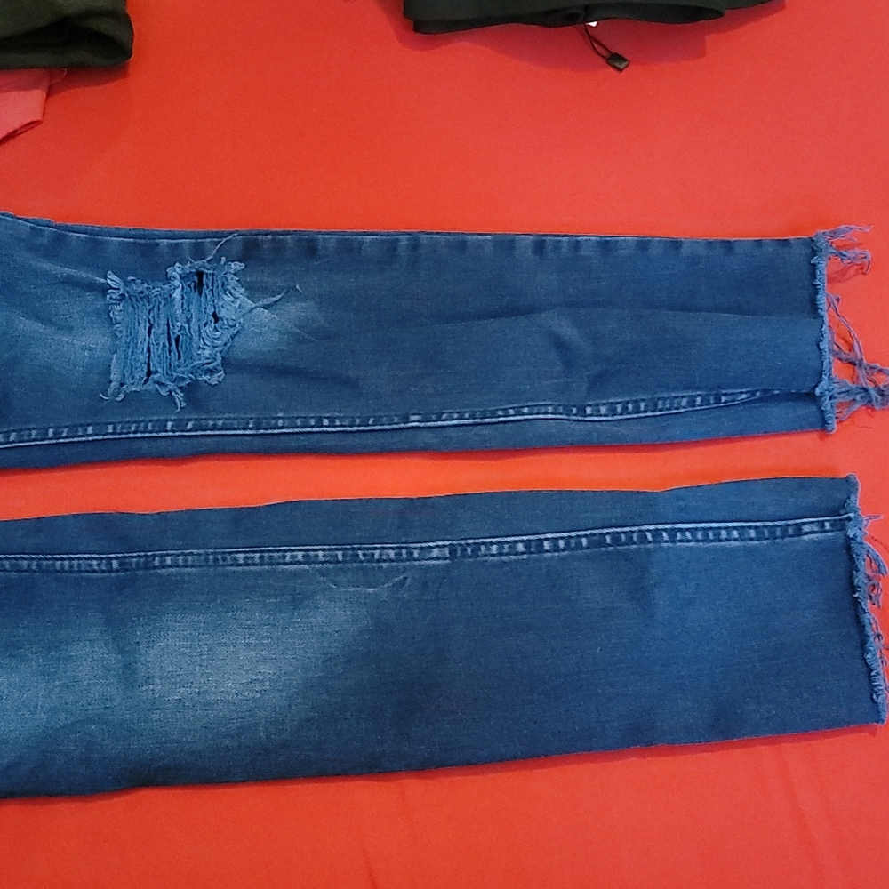 Free People destroyed Ragen Button Front   Jeans 👖 - Picture 5 of 8